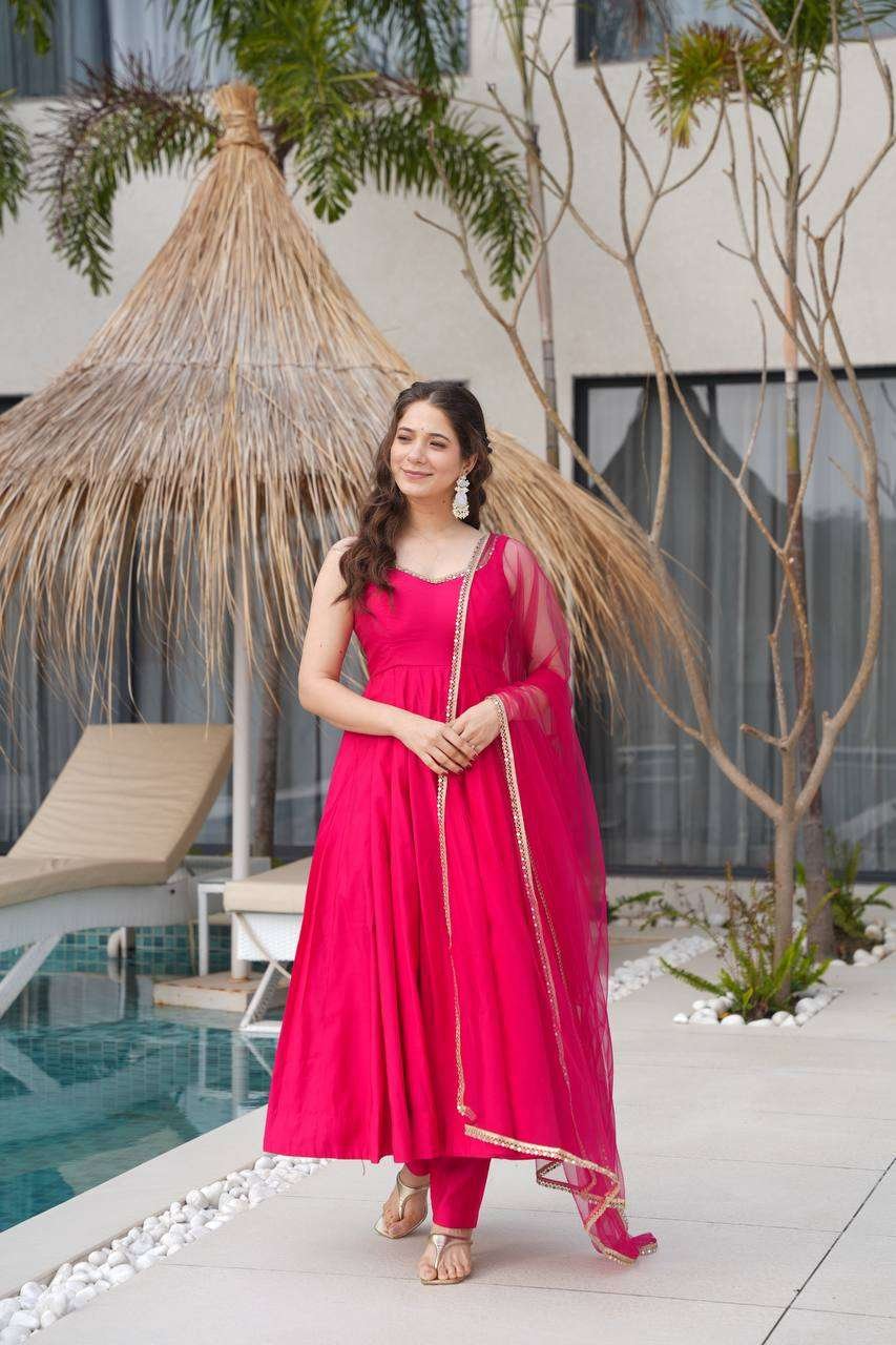 Womens Pure Romansilk Chanderi Anarkali Kurti with Pant & Dupatta Set - Image 5
